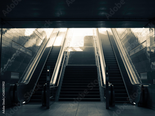escalator 