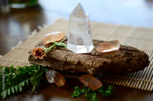 Meditation Grid Kit. Quartz Tower, Natural Tangerine Quartz Points. Healing Crystal Bundle Alter Kit, Wiccan Witchcraft, Crystal Healing Decor. Clear Quartz Tower  points, bright color New Age stones.