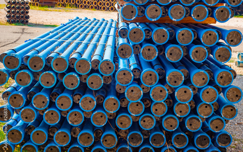 Bilde på lerret stacked tubes in spheroidal cast iron with coating in applied zinc metal, finish