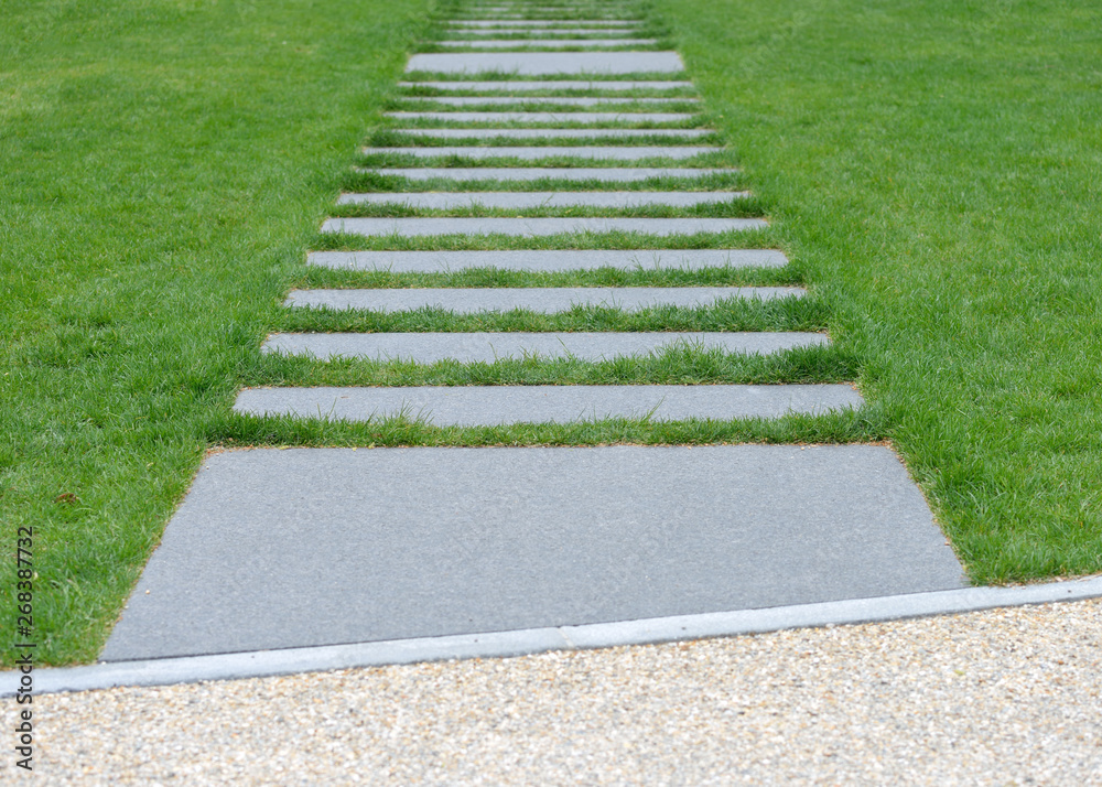 Obraz premium Garden Path And Crused Stone Driveway, Detail