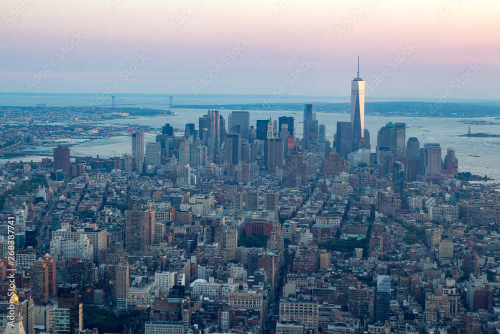 Fototapeta premium New york skyline during sunset from empire state building