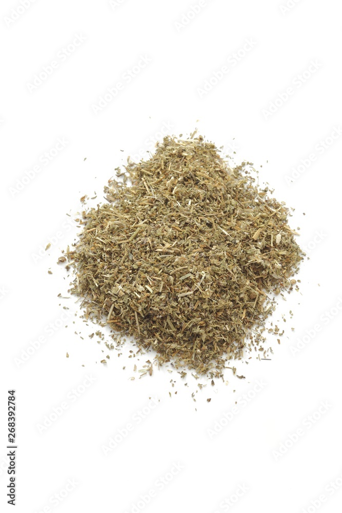 Dried kinnikinnick (Arctostaphylos uva-ursi) Dried kinnikinnick (Arctostaphylos uva-ursi)
