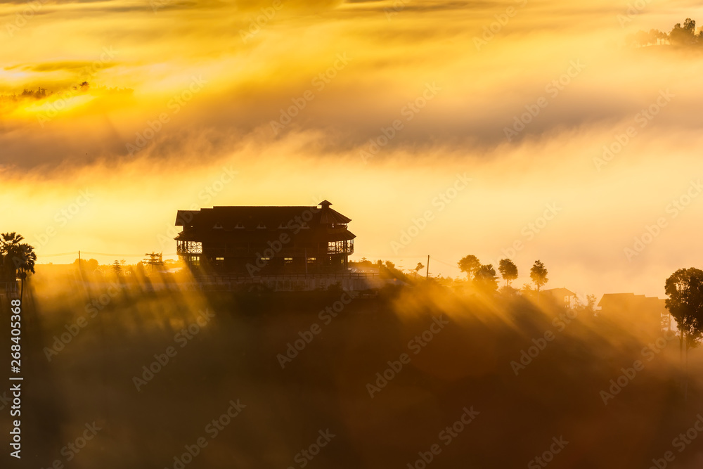 Fototapeta premium Beautiful Sunrise and the mist at Khao Kho, Phetchabun Province, Thailand.