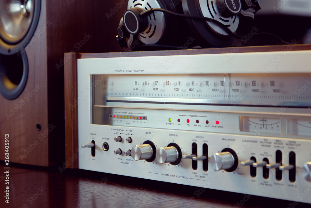 Obraz premium Vintage Audio Stereo Receiver Front Panel