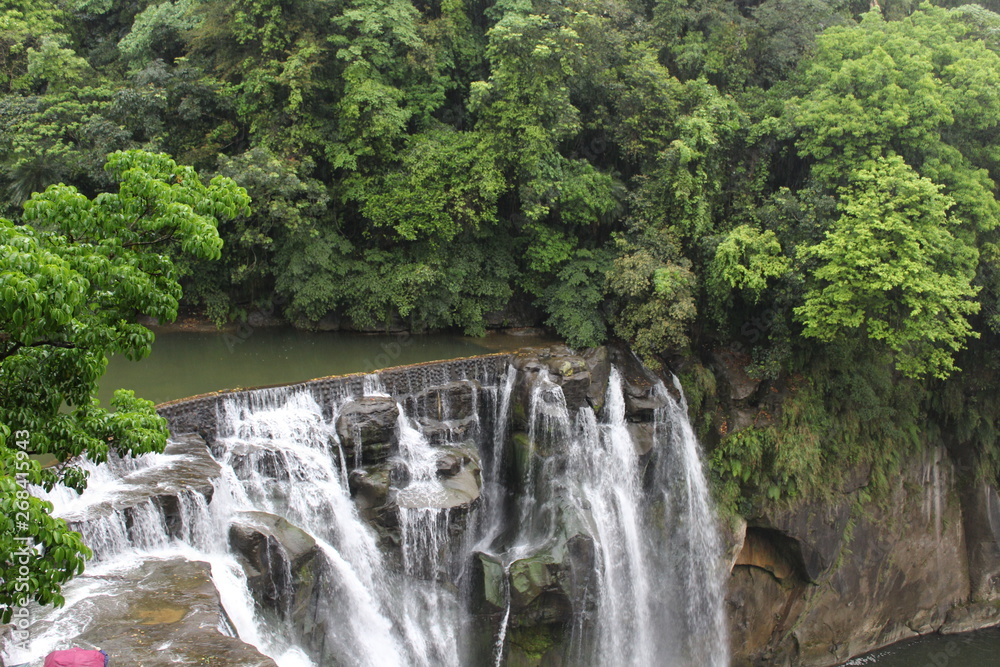 Fototapeta premium Shifen Waterfall in Taiwan