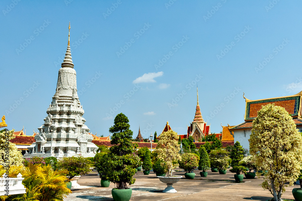 Fototapeta premium Phnom Penh Royal Palace in Cambodia