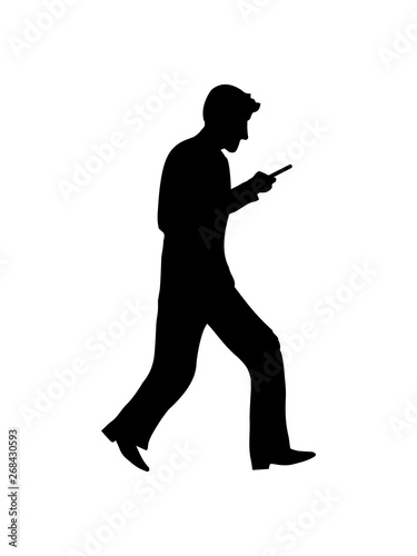 smartphone jugendlicher junge mann geschäftsmann telefon mobile phone handy gehen arbeiten bildschirm abgelenkt sms texten schreiben lesen unterwegs silhouette clipart