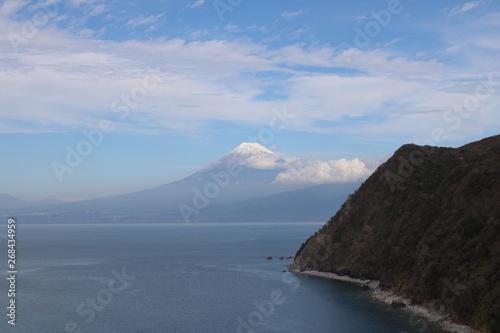 駿河湾に見える富士山