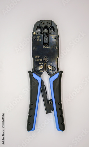 Equipment for installing lan cable