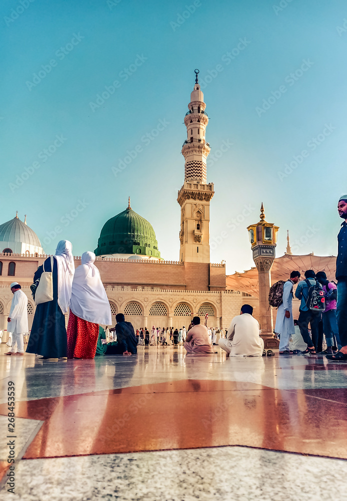 Masjid madeena munawara Stock Photo | Adobe Stock