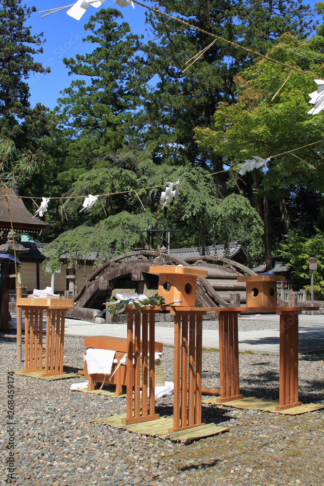 滋賀県の多賀大社境内で行われる夏越しの大祓式準備風景