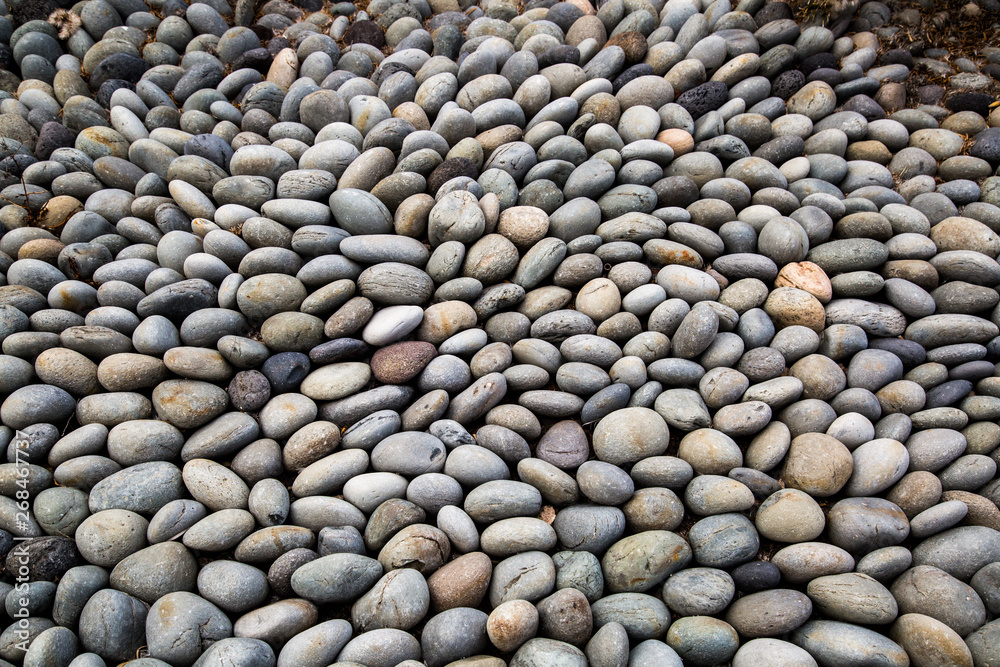 Strand mit grossen Steinen Strand mit grossen Steinen