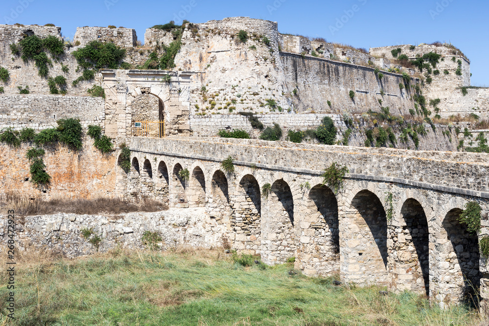 Obraz premium Ancient seaside fortress