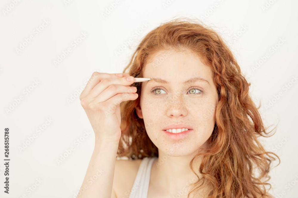 Making eyebrows Making eyebrows
