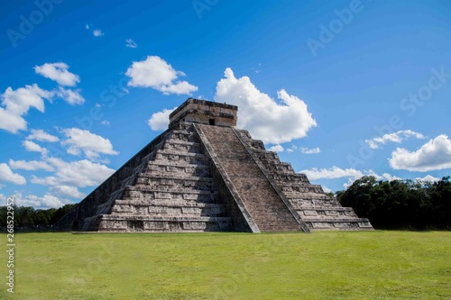 chichen itza mexico