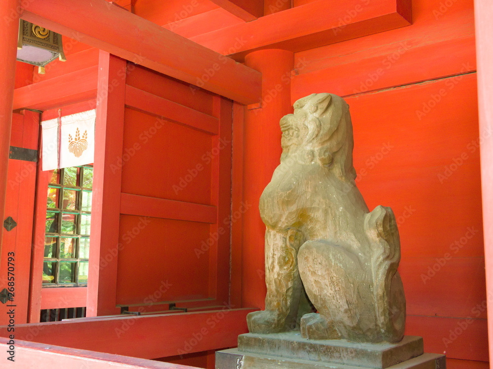 lion statue in chinese temple