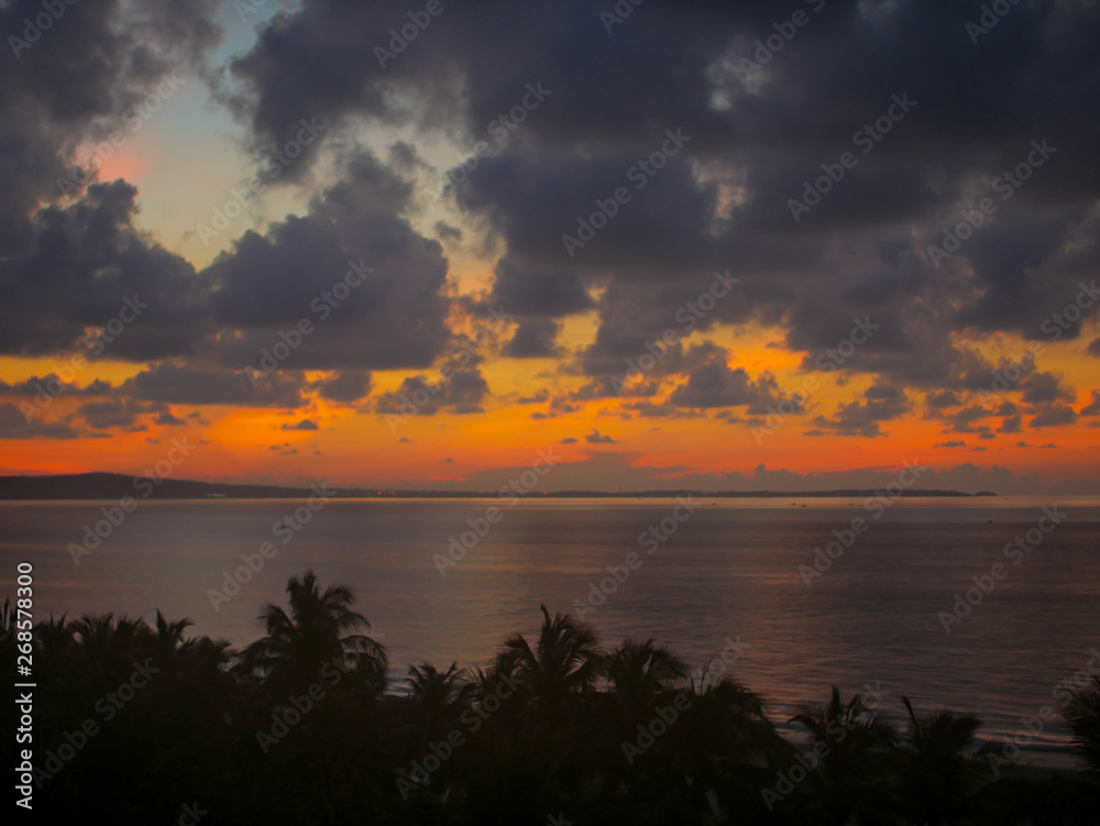 beautiful sunrise sunset with clouds sea