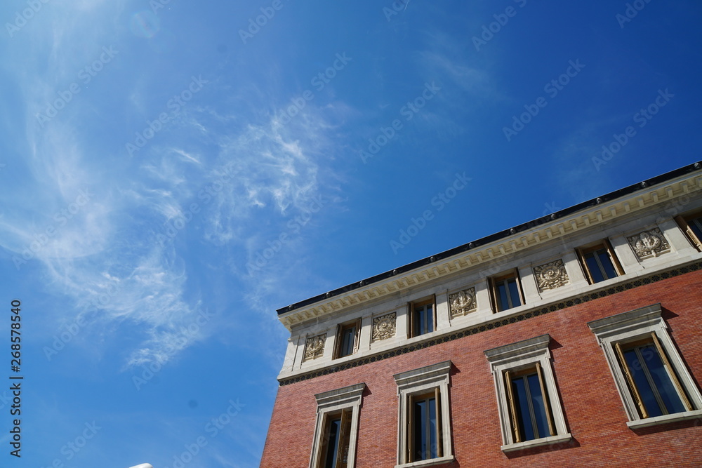 Obraz premium マドリッド市内の建築物