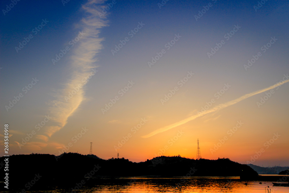 Fototapeta premium 島の夕焼け