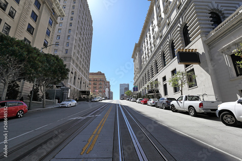 The streets of San Francisco: California Street