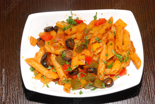 macaroni with tomato paste