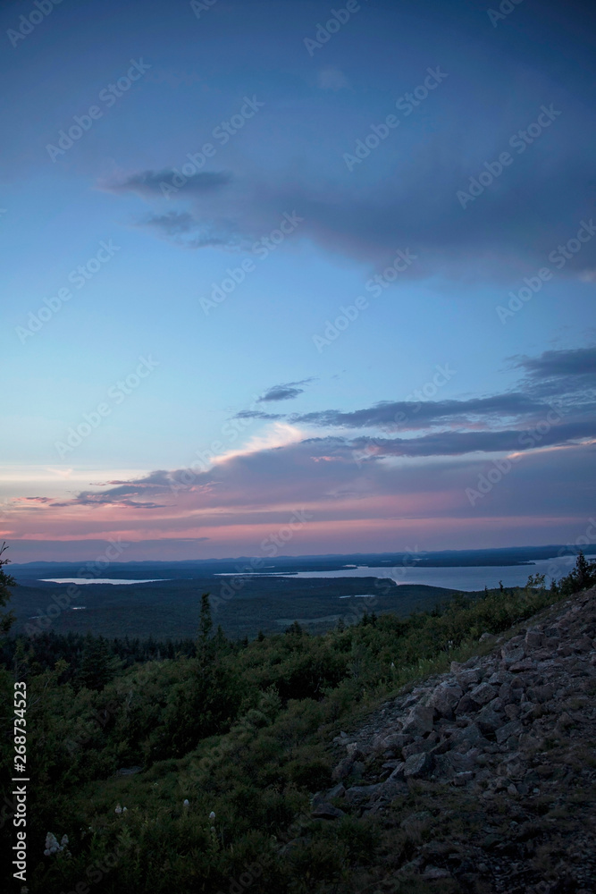 Obraz premium Sunset Above the Clouds. Dusk views from Cadillac Mountain, Acadia national park. Bar Harbor. 
