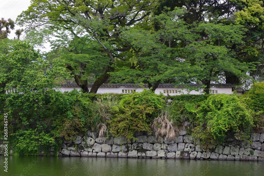 小田原城の城壁と堀