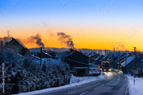 Blick über Siptenfelde im Harz bei Sonnenaufgang