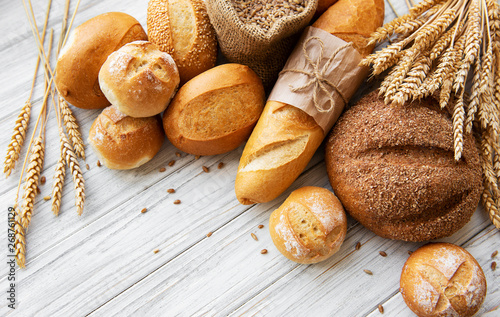 Valokuva Assortment of baked bread