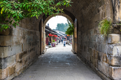 Fototapeta Naklejka Na Ścianę i Meble -  old city in Sichuan China