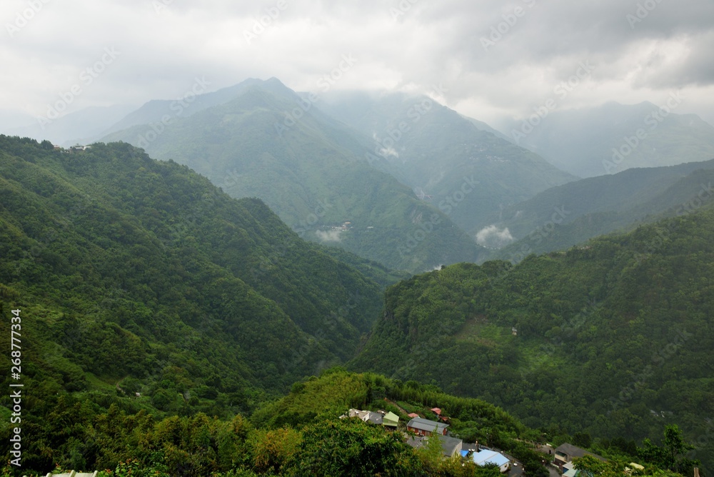 Fototapeta premium Mountain landscape-Mountain View Resort in the Hsinchu,Taiwan.