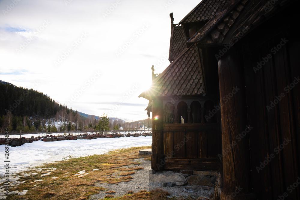 Obraz premium old house in the village