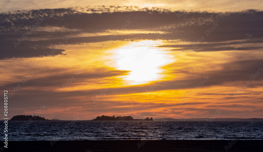 Fototapeta premium sunset over the sea, Oulu Finland 
