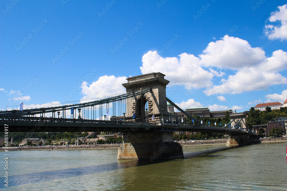 Obraz premium Chain Bridge, Budapest, Hungary 