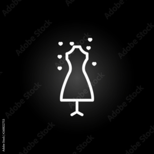 fashionista, heart  neon icon. Elements of Heartbeat set. Simple icon for websites, web design, mobile app, info graphics