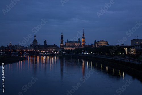 Dresden bei Nacht © Anika