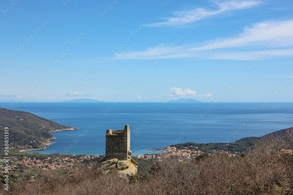 Torre San Giovanni e Marina di Campo, veduta aerea. Isola d'Elba, Toscana, Italia
