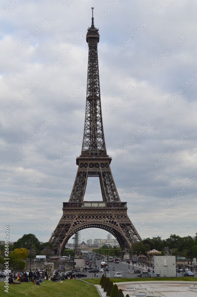 Paseando por Trocadéro vista a la torre Eiffel