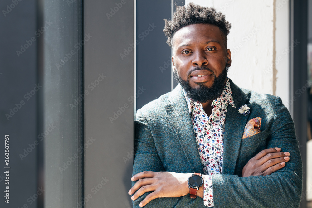 © Gerald Carter/Creative Flame - Portrait of smiling bearded businessman © Gerald Carter/Creative Flame - Portrait of smiling bearded businessman