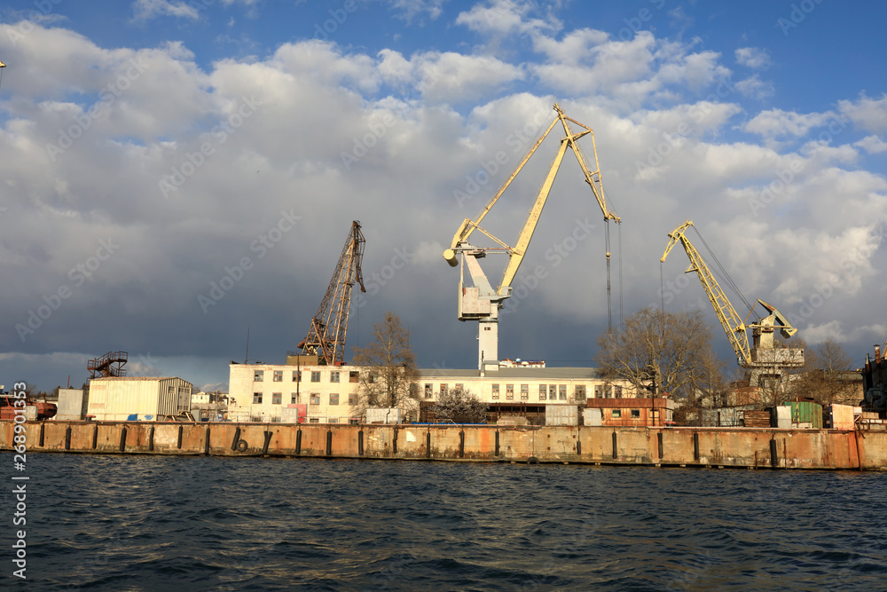 Landscape of cargo port