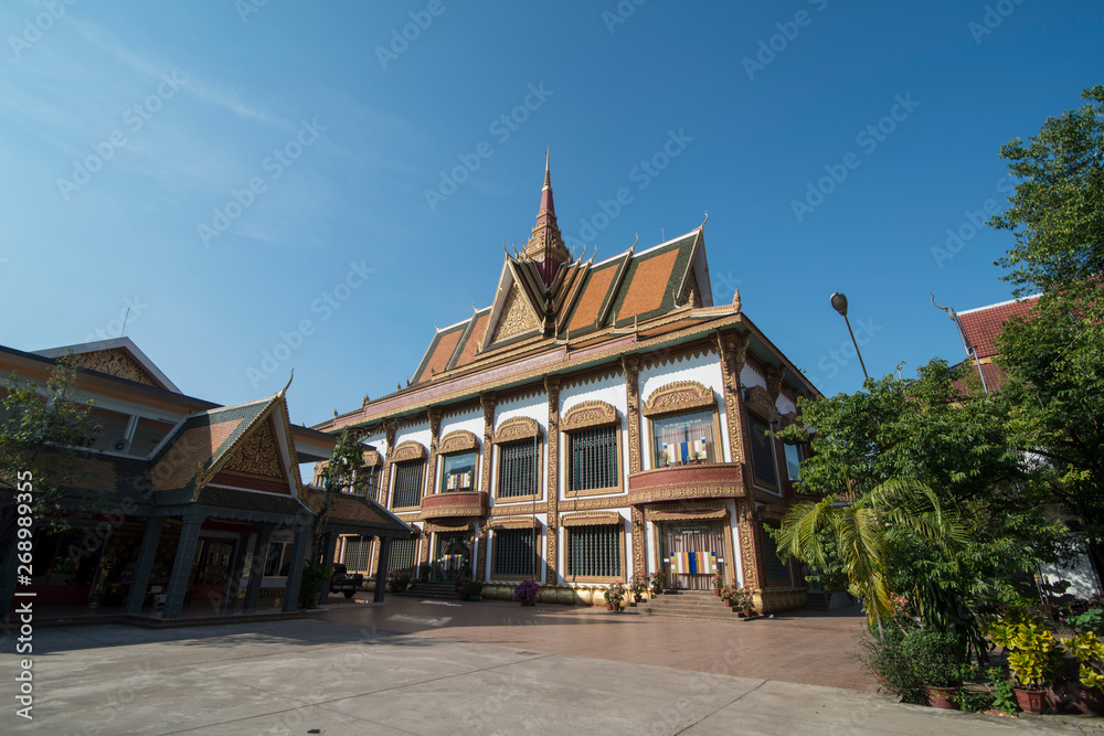 CAMBODIA SIEM REAP WAT PROHM ROTH