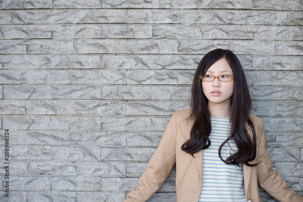 若い女性のポートレート