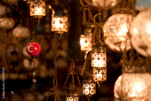 Canvas Print Mosaic Turkish lanterns in Grand Bazaar, Istanbul, Turkey
