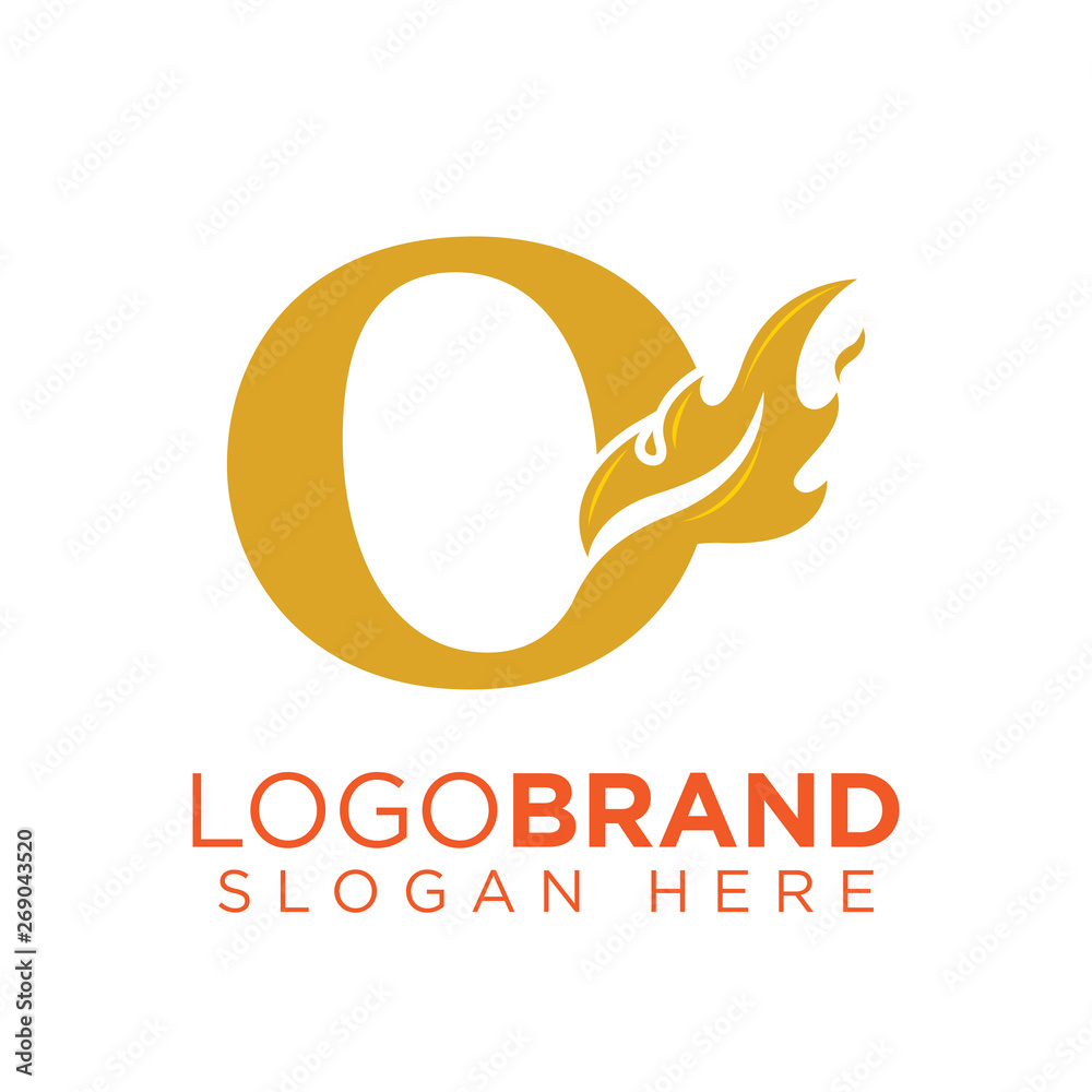Obraz premium Q Letter with Flame Fire logo vector