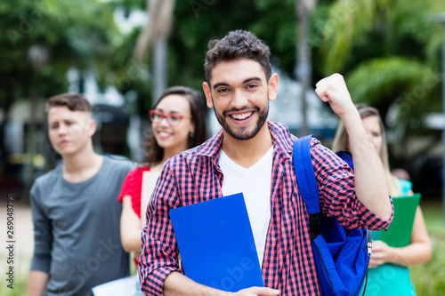 Spanischer Student hat den Abschluss geschafft photo