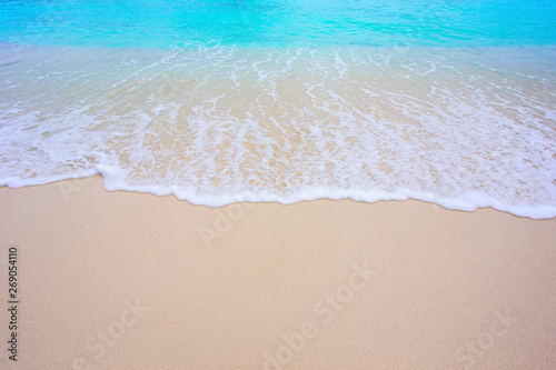 Soft wave and beautiful beach   © Thanakorn Thaneevej