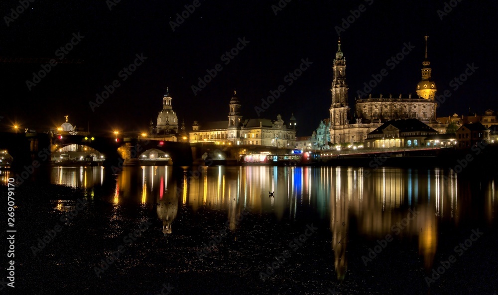 Dresden by Night Paraorama