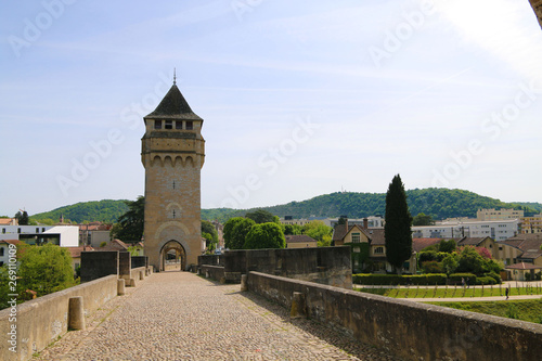 CAHORS