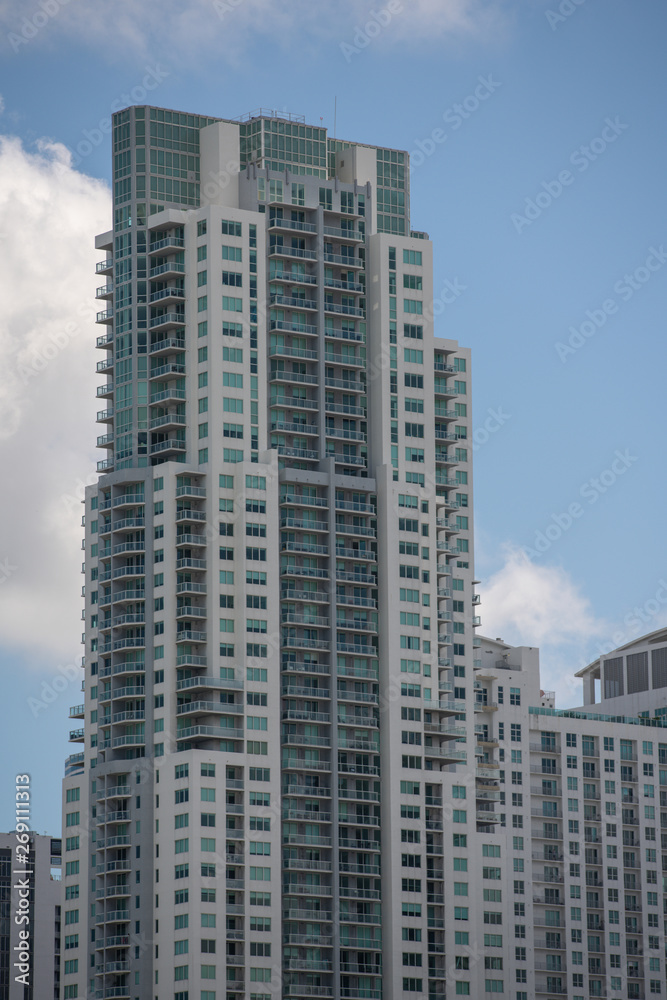 Image Miami Vizcayne Condominium highrise tower