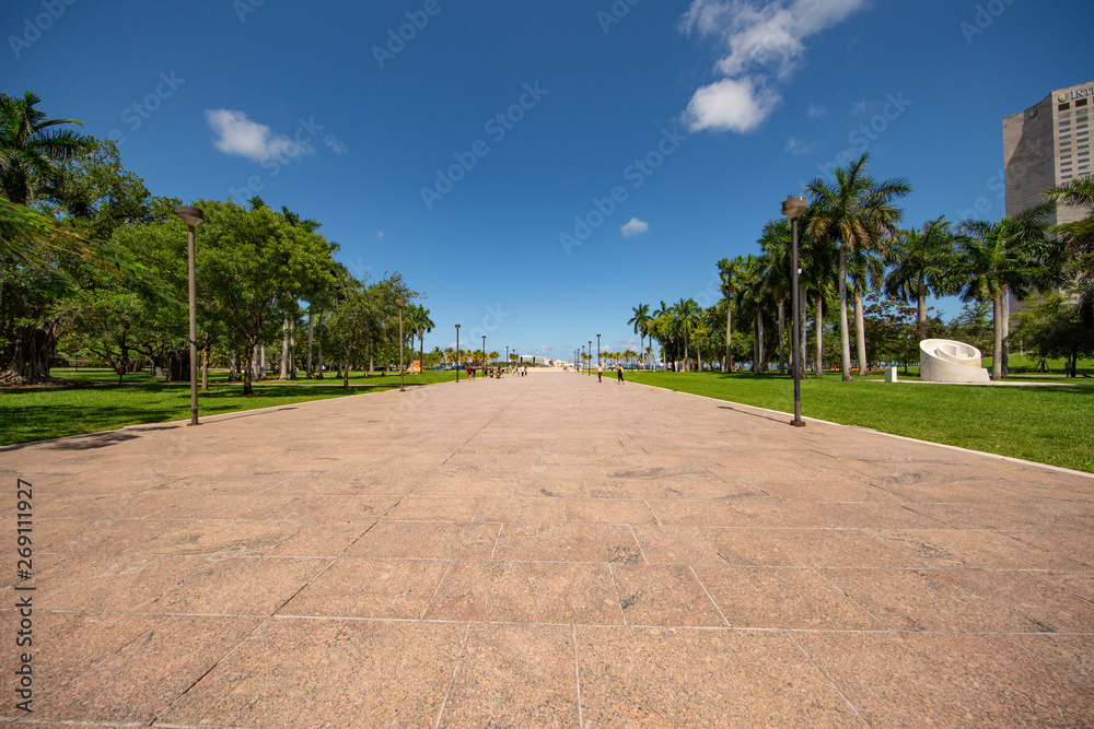 Entrance to Downtown Miami Bayfront Park